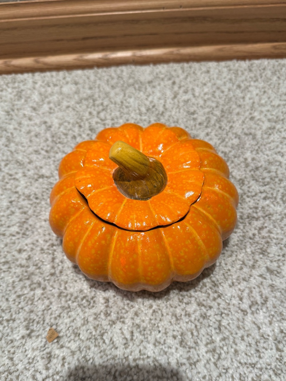 Vintage Style Glossy Orange Ceramic Pumpkin Jar / Candy Dish with Lid